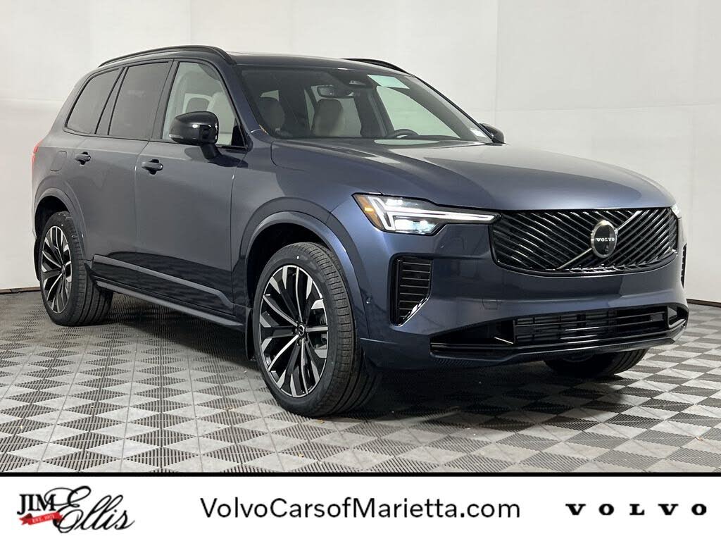 2026 Volvo XC90 B6 Ultra Dark 7-Passenger AWD