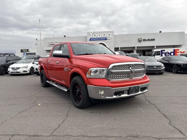 2015 RAM 1500 Laramie Crew Cab 4WD