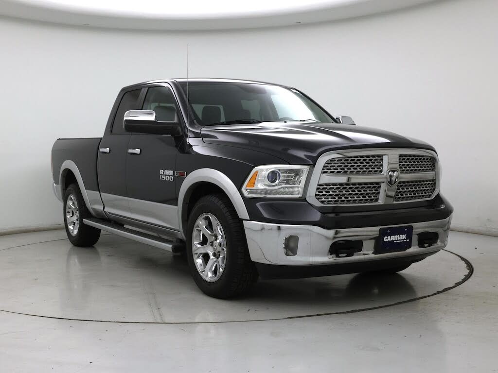 2015 RAM 1500 Laramie Quad Cab 4WD