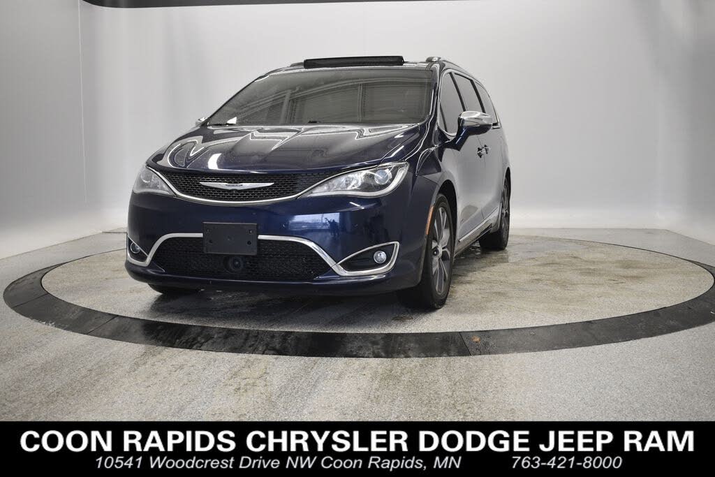 2017 Chrysler Pacifica Limited FWD