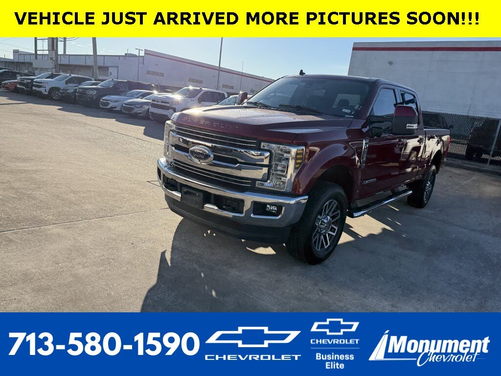 2019 Ford F-250 Super Duty Lariat Crew Cab 4WD
