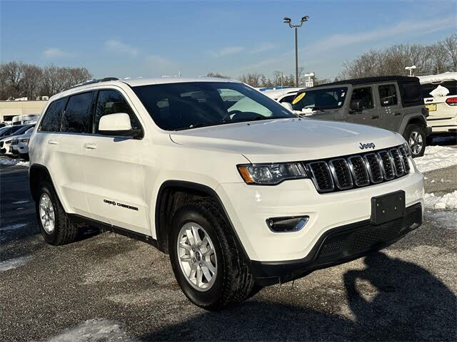 2019 Jeep Grand Cherokee Laredo E 4WD