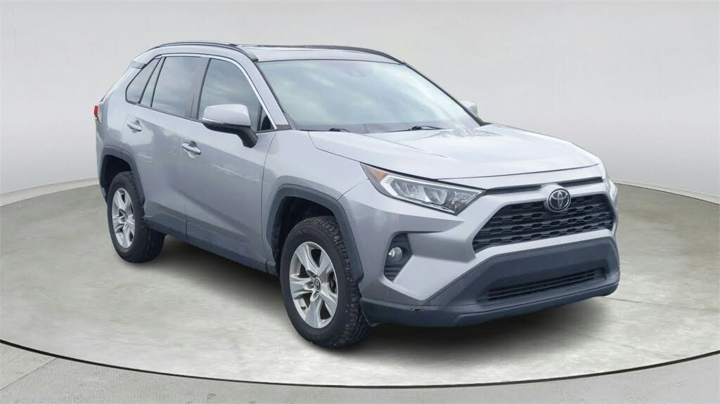 2019 Toyota RAV4 XLE FWD