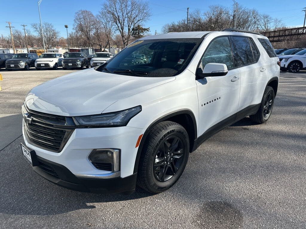 2022 Chevrolet Traverse LT Cloth AWD