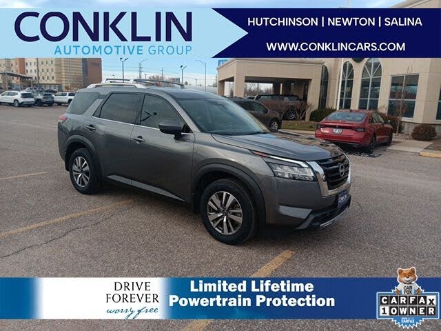 2023 Nissan Pathfinder SL FWD