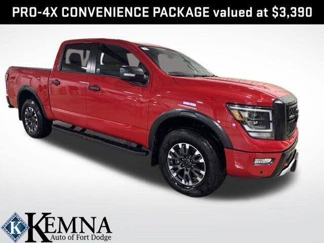 2024 Nissan Titan PRO-4X Crew Cab 4WD