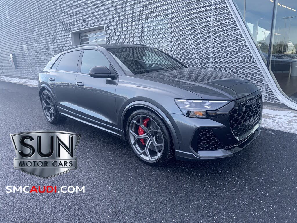 2025 Audi RS Q8 4.0T quattro Performance