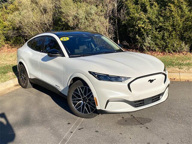 2025 Ford Mustang Mach-E Premium RWD