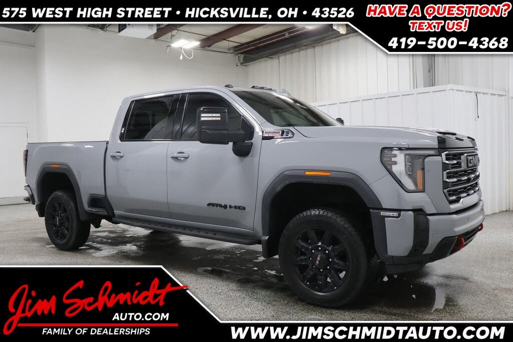 2025 GMC Sierra 2500HD AT4 Crew Cab 4WD