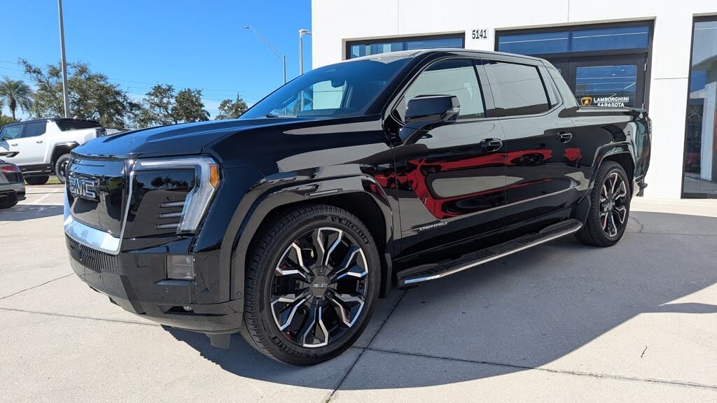 2025 GMC Sierra EV