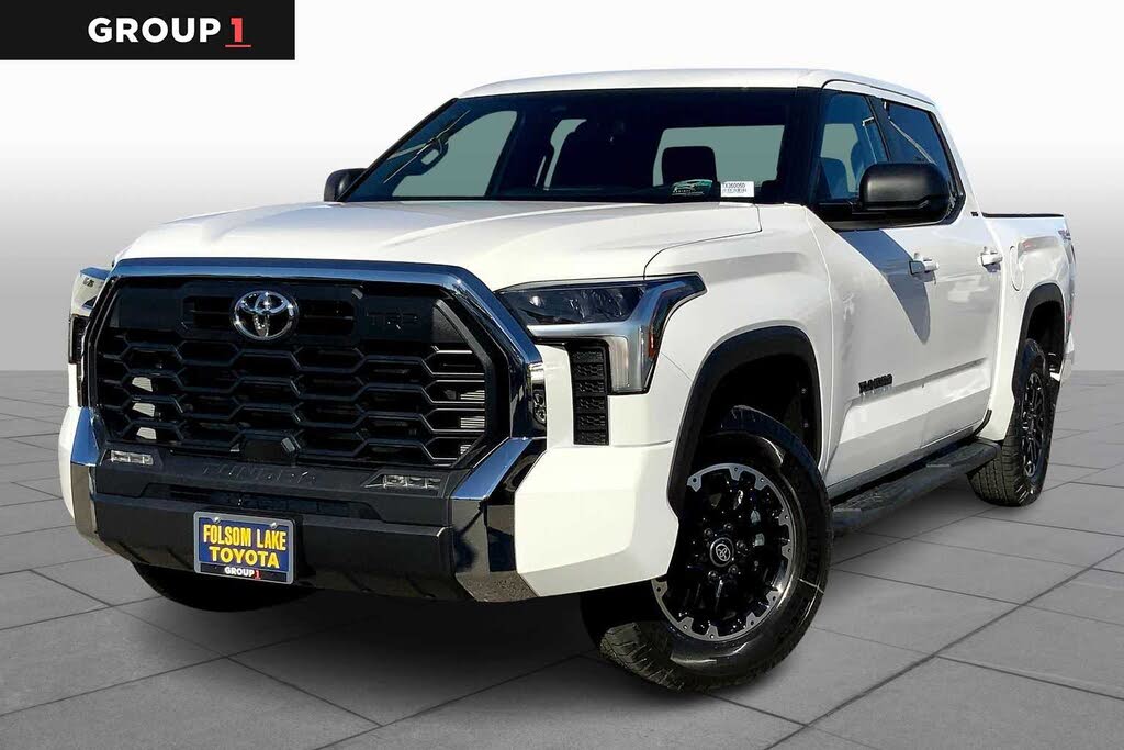 2026 Toyota Tundra SR5 CrewMax Cab 4WD