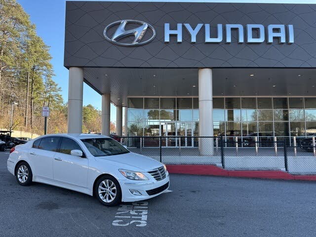 2012 Hyundai Genesis 3.8 RWD