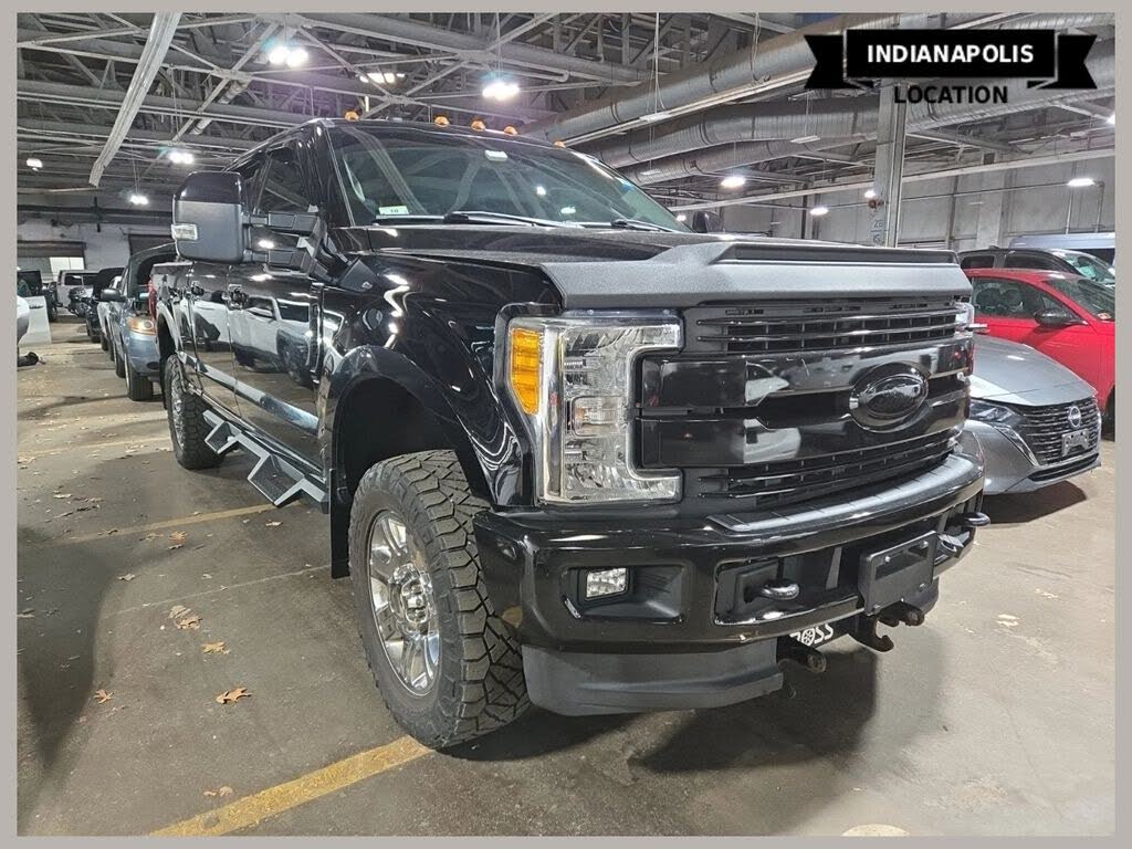 2017 Ford F-250 Super Duty Lariat Crew Cab 4WD