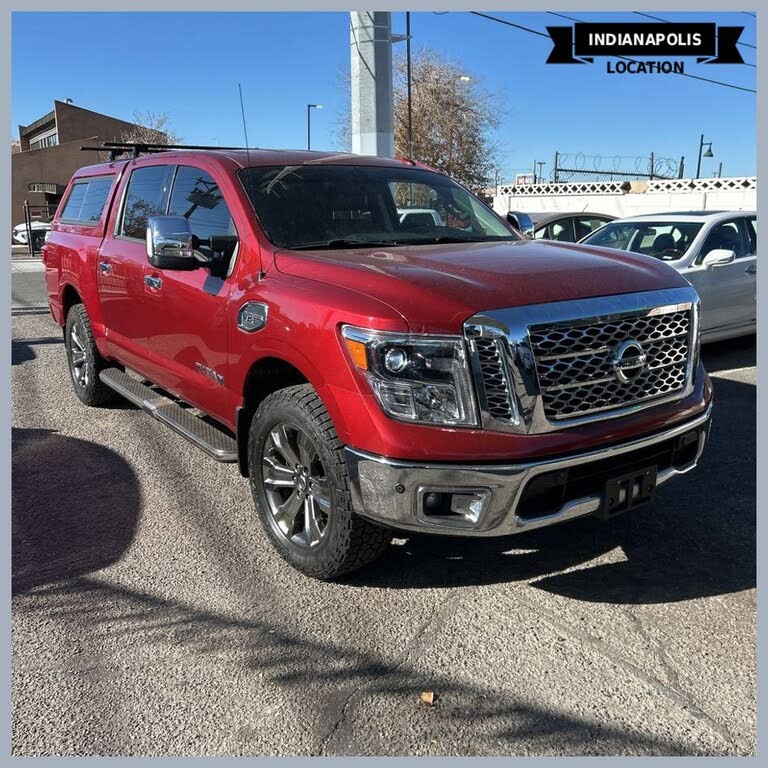 2017 Nissan Titan SL Crew Cab 4WD