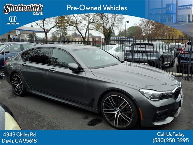 2018 BMW 7 Series 740i RWD