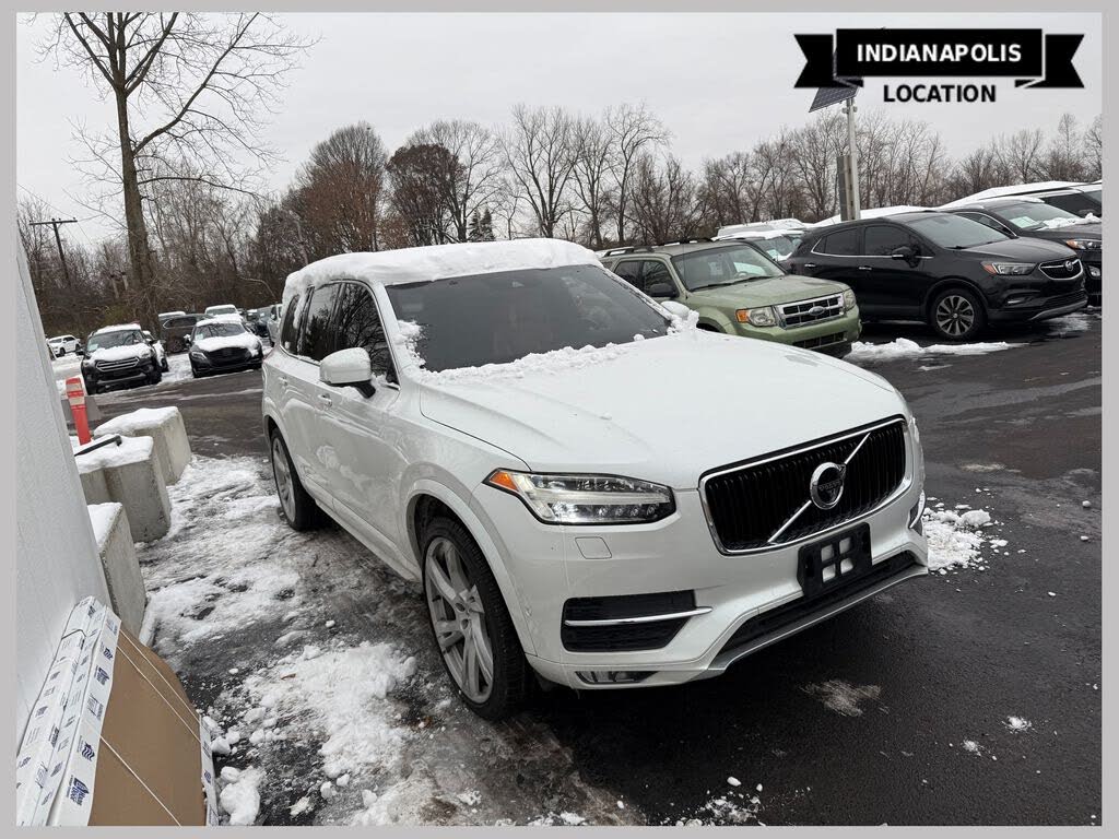 2018 Volvo XC90 T6 Momentum AWD