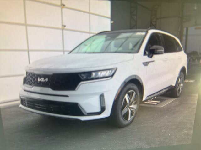 2022 Kia Sorento S FWD