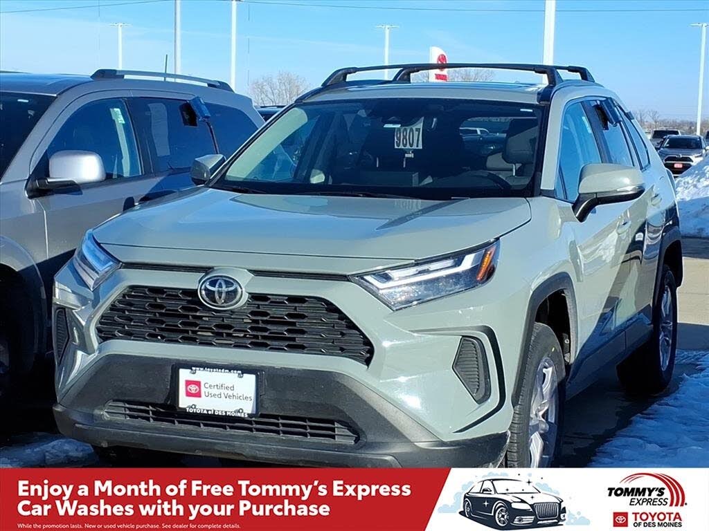2022 Toyota RAV4 XLE AWD