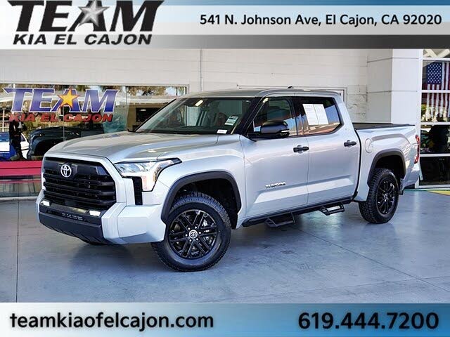 2022 Toyota Tundra SR5 CrewMax Cab 4WD