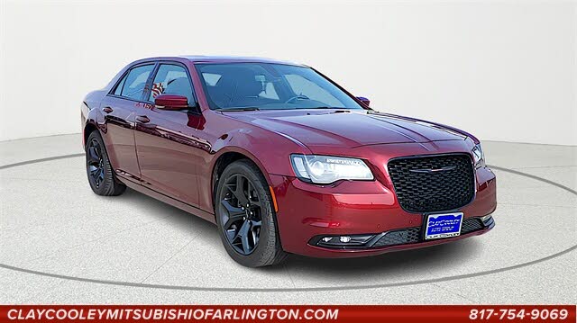 2023 Chrysler 300 S V6 RWD
