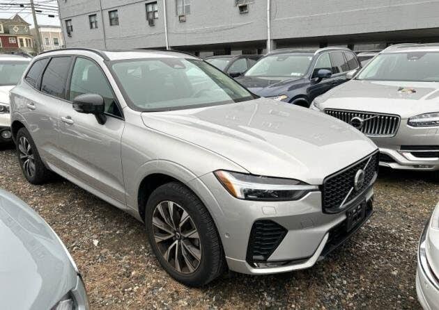 2023 Volvo XC60 B5 Plus Dark Theme AWD