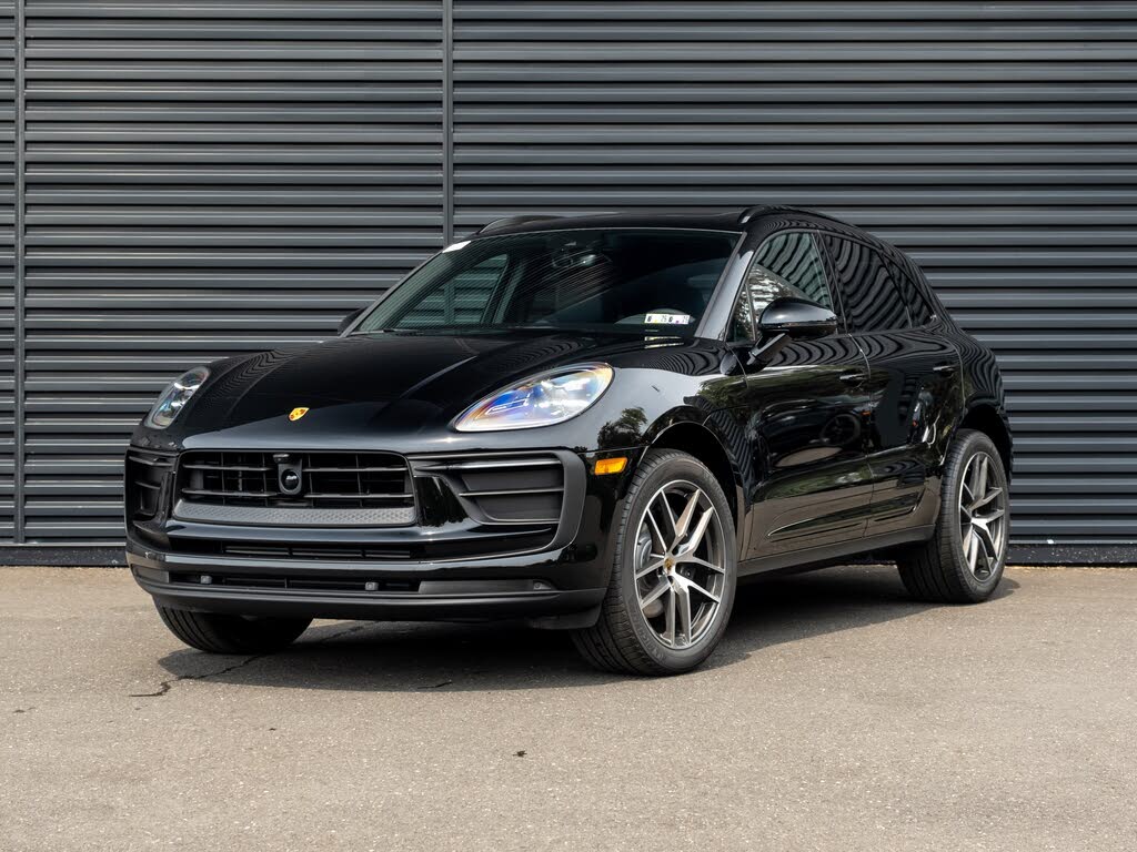 2025 Porsche Macan