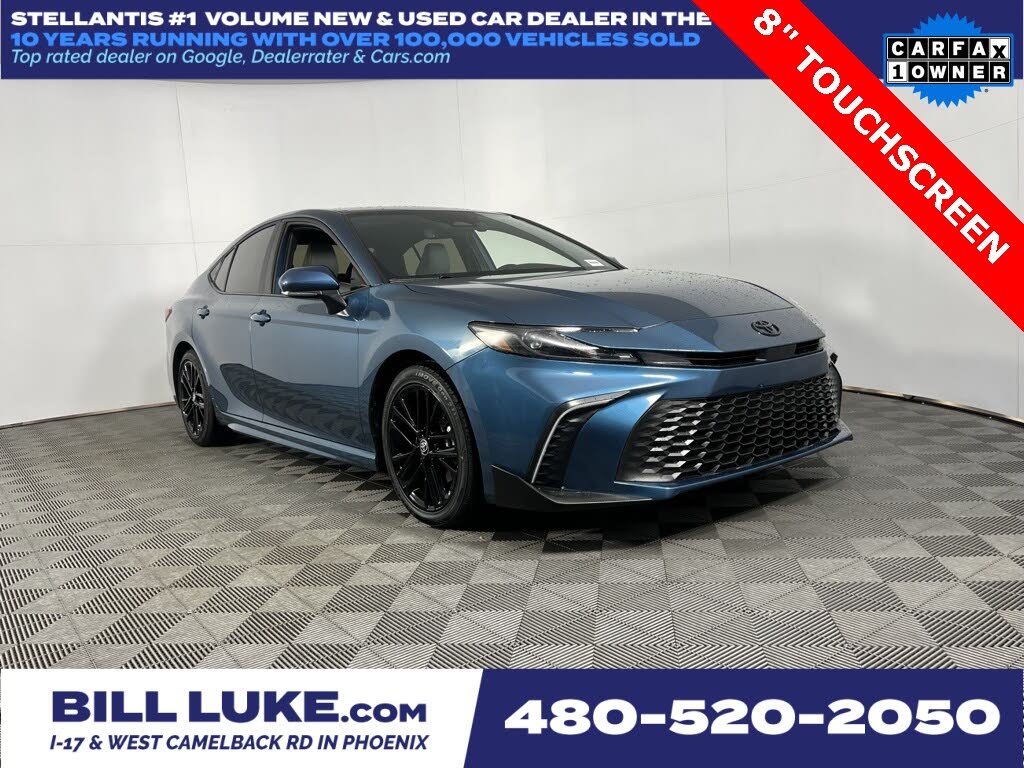 2025 Toyota Camry SE FWD