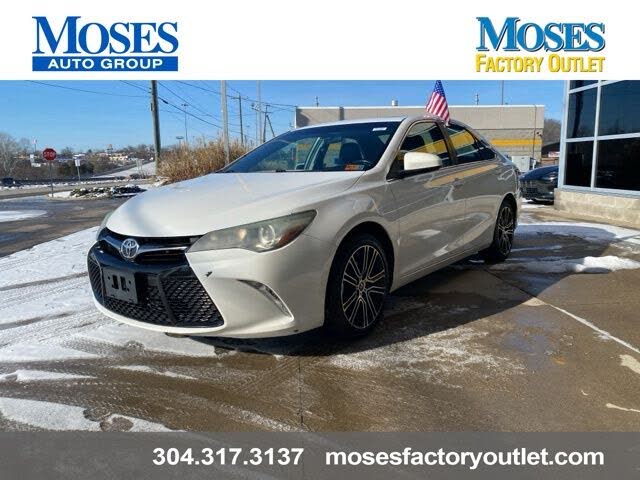 2016 Toyota Camry SE