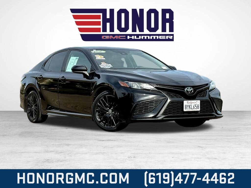 2021 Toyota Camry SE FWD