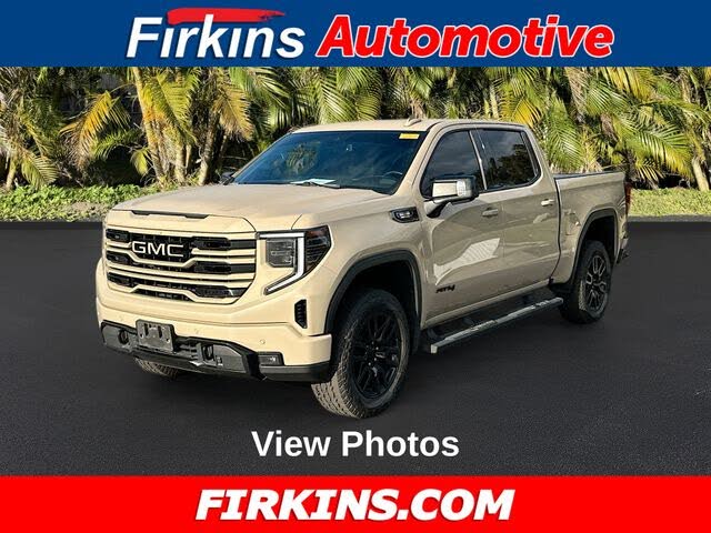 2023 GMC Sierra 1500 AT4 Crew Cab 4WD