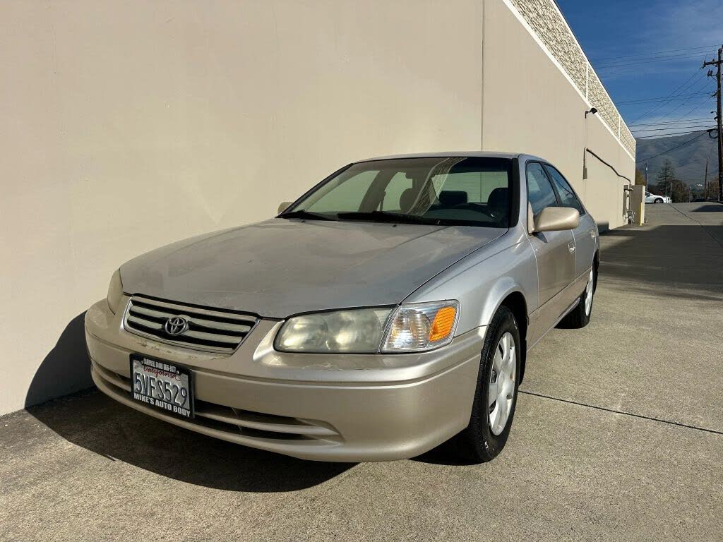 2001 Toyota Camry CE