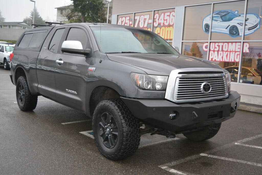 2011 Toyota Tundra Limited  5.7L V8 Double Cab 4WD