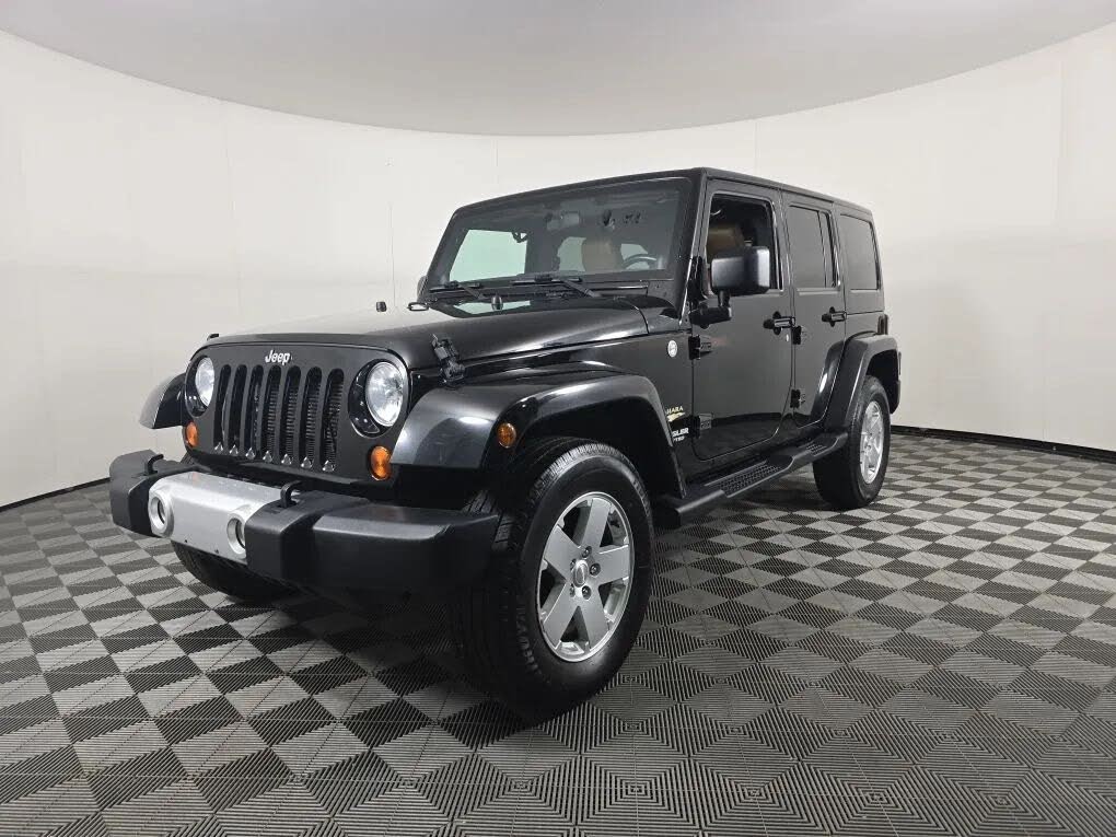 2012 Jeep Wrangler Unlimited Sahara 4WD