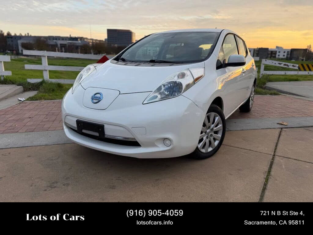 2013 Nissan LEAF S