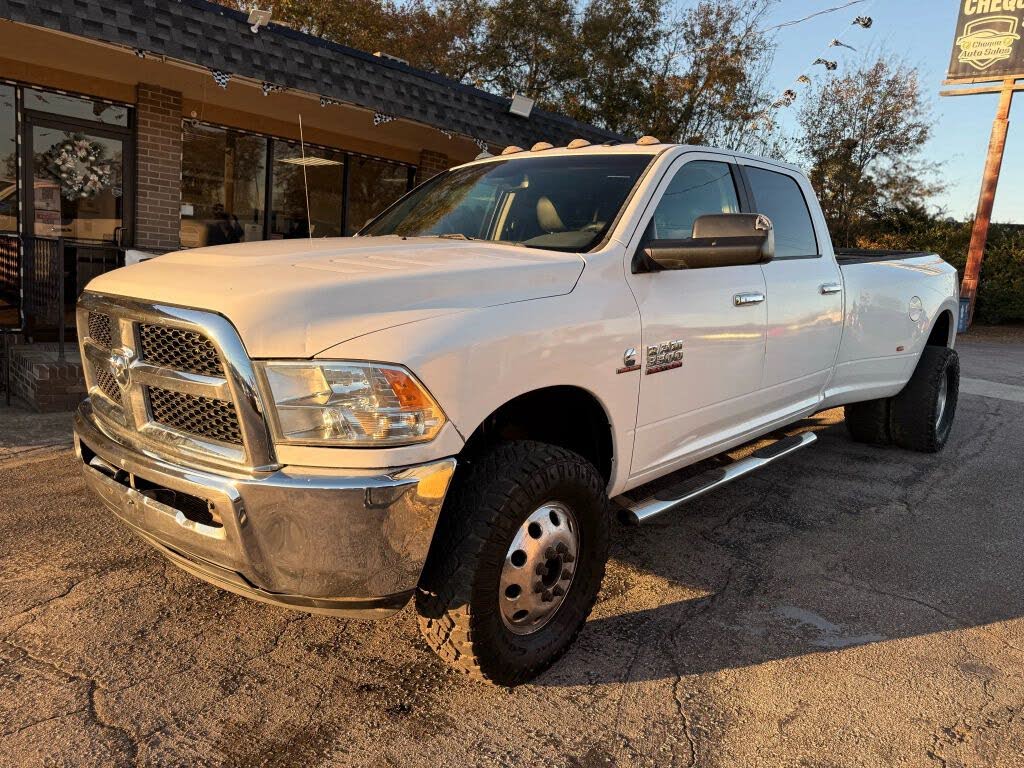 2016 RAM 3500 SLT Crew Cab LB DRW 4WD
