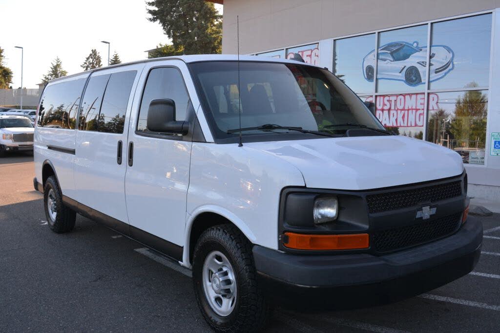 2017 Chevrolet Express 3500 LS Extended RWD