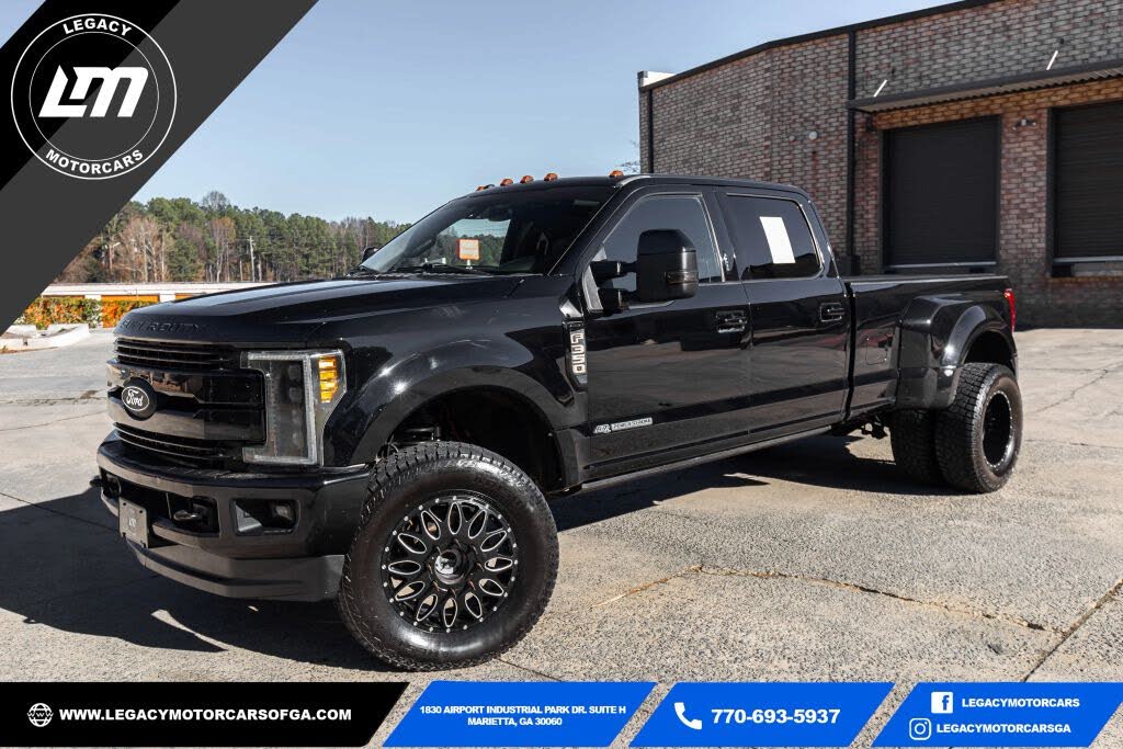 2017 Ford F-350 Super Duty Lariat Crew Cab LB DRW 4WD