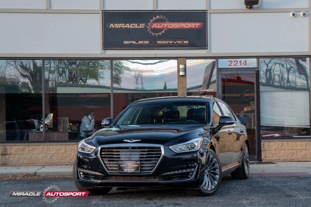 2017 Genesis G90 Premium