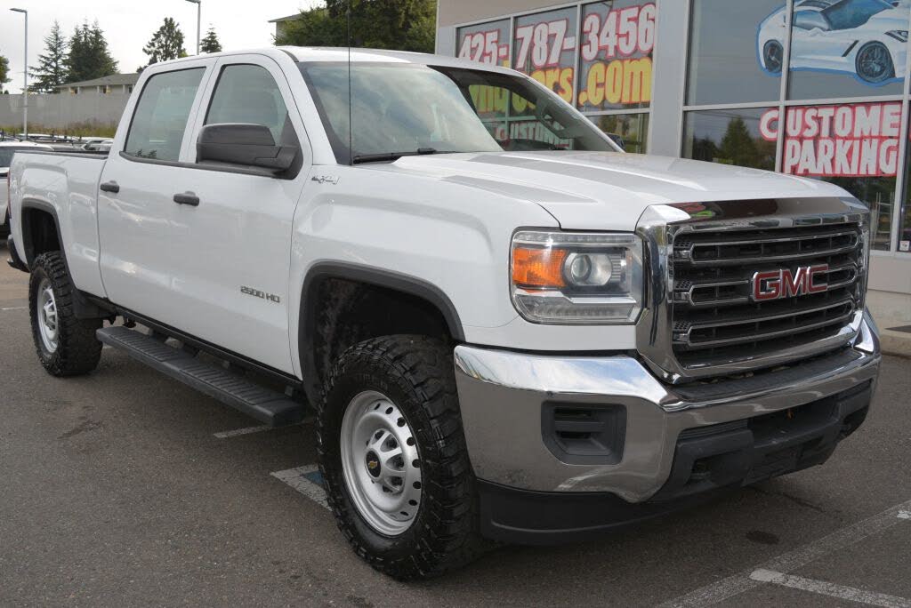 2017 GMC Sierra 2500HD Base Crew Cab SB 4WD