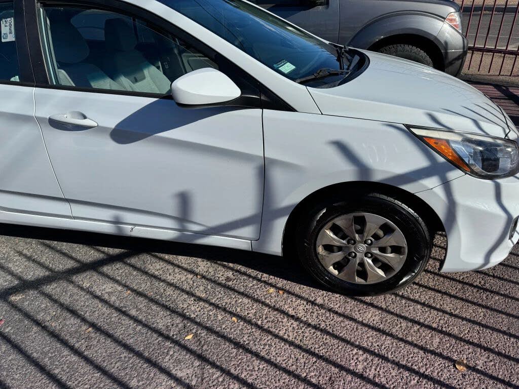 2017 Hyundai Accent SE Sedan FWD