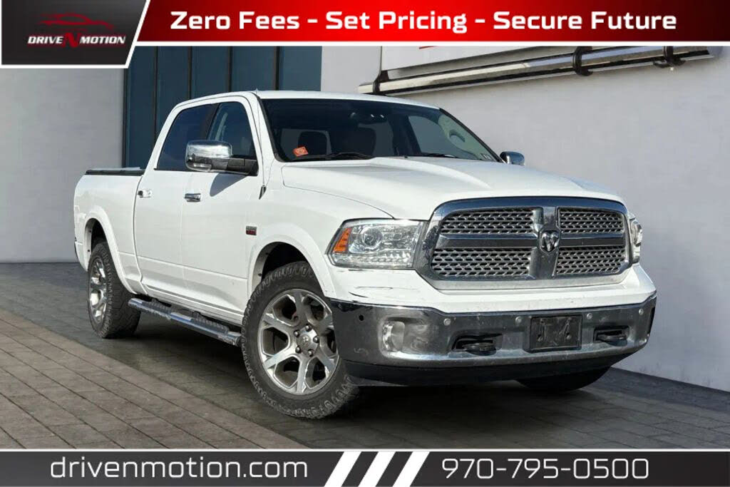 2017 RAM 1500 Laramie Crew Cab 4WD