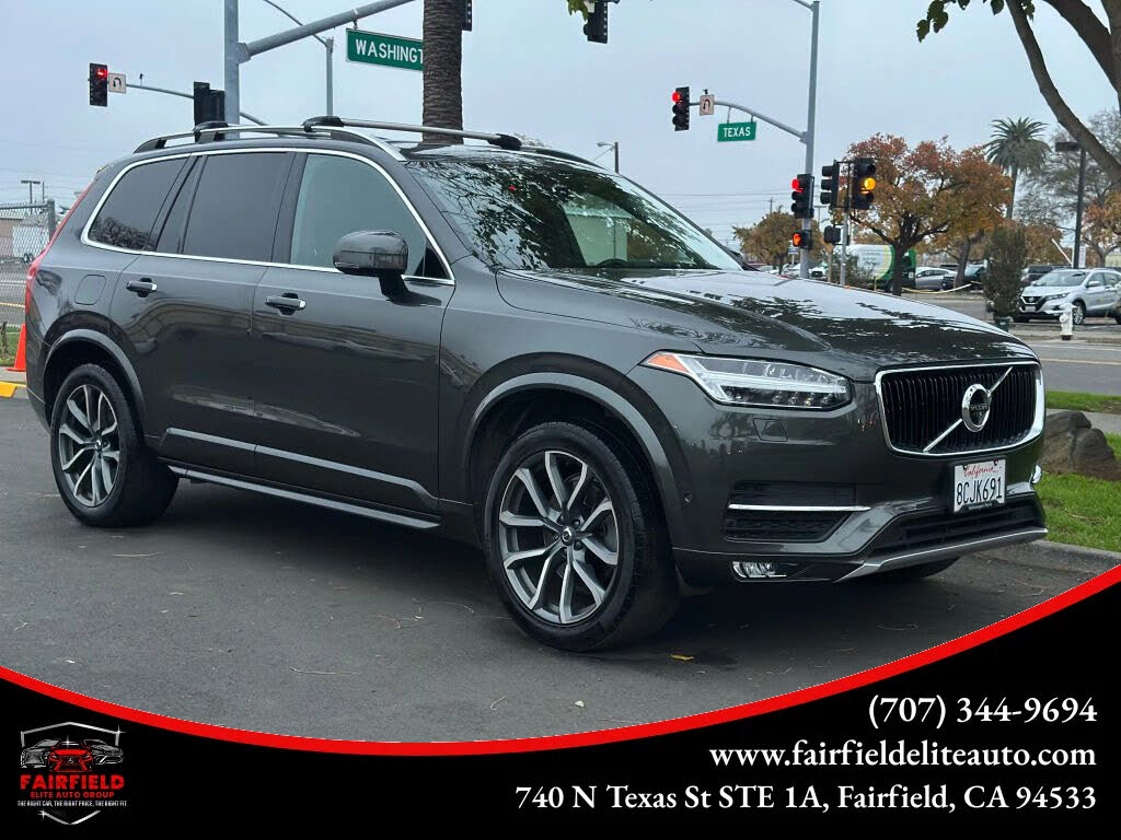 2018 Volvo XC90 T6 Momentum AWD