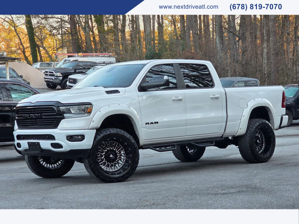 2019 RAM 1500 Laramie Crew Cab 4WD