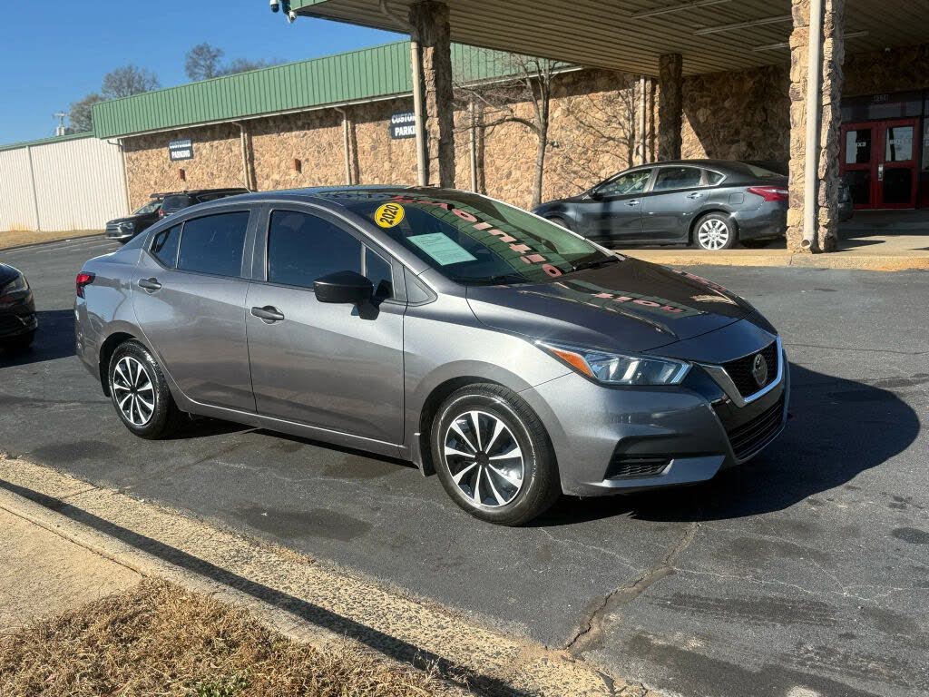 2020 Nissan Versa S FWD