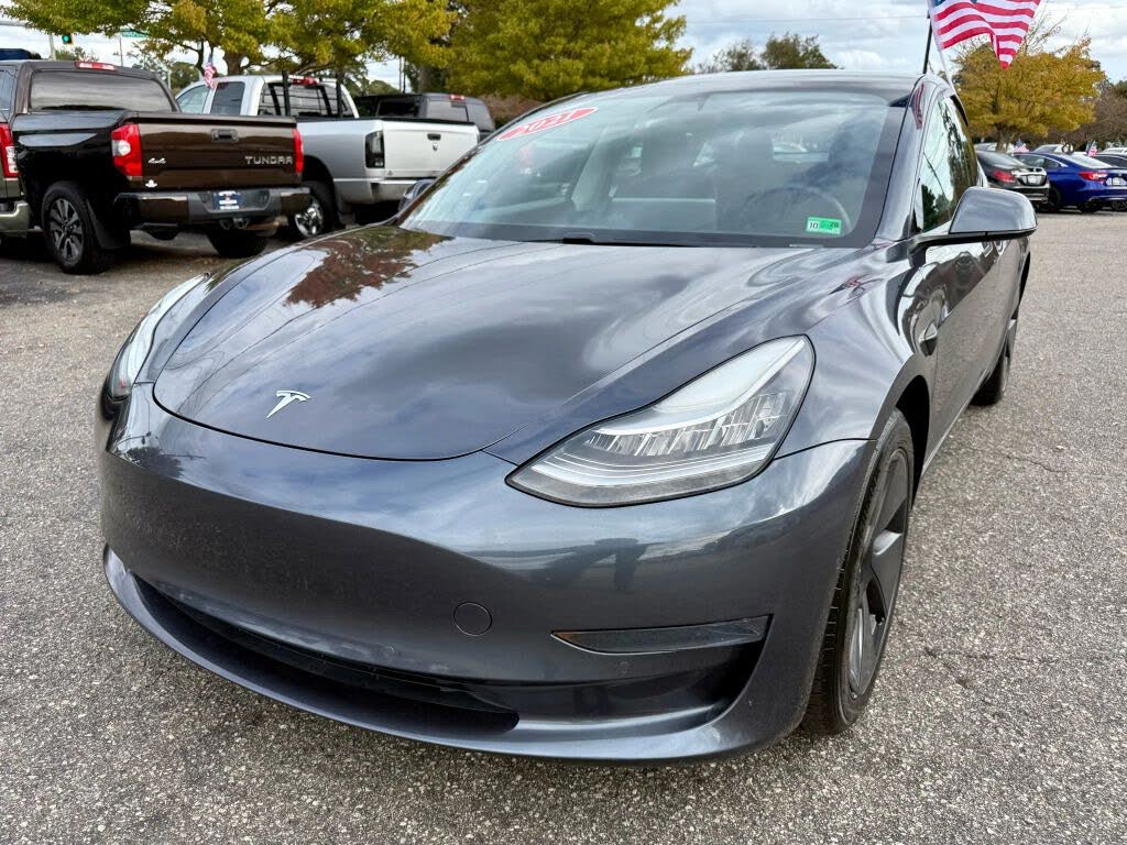 2021 Tesla Model 3 Standard Range Plus RWD