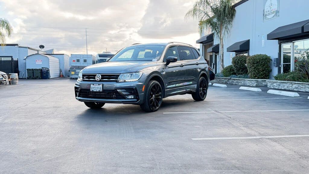 2021 Volkswagen Tiguan SE R-Line Black FWD