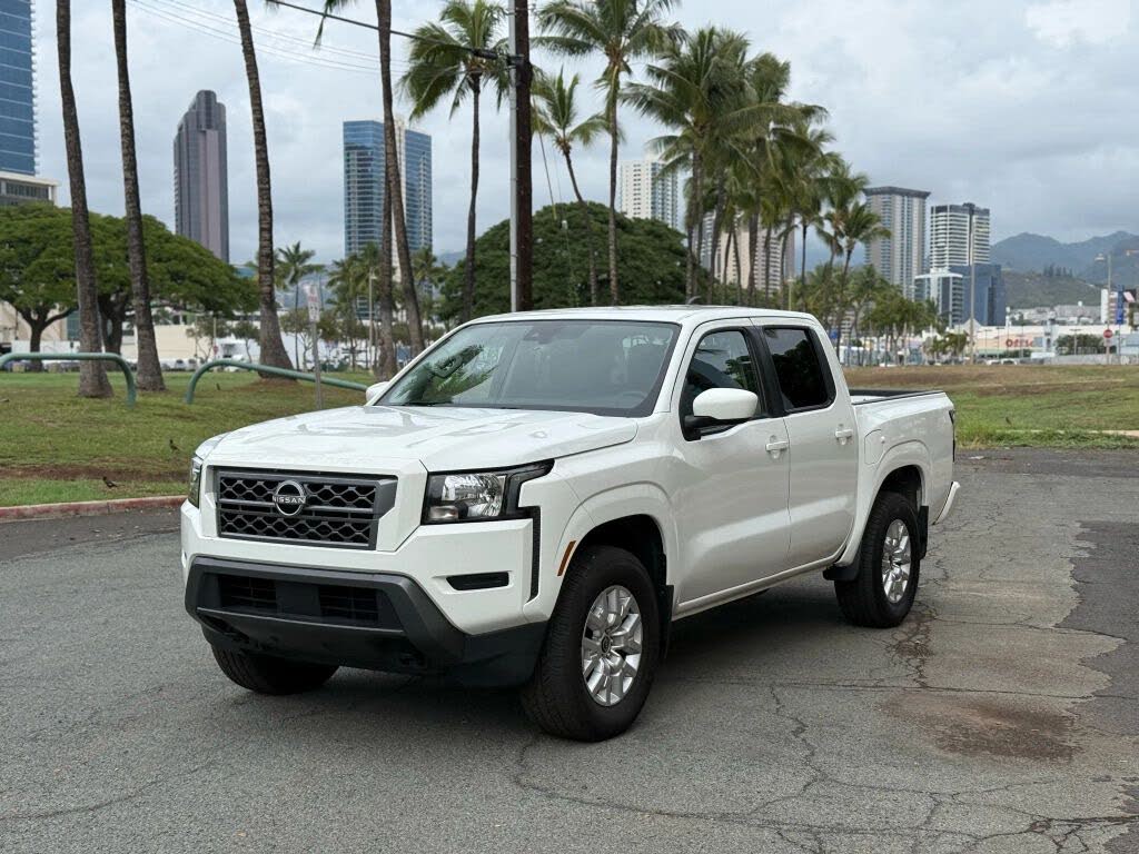 2022 Nissan Frontier SV Crew Cab 4WD