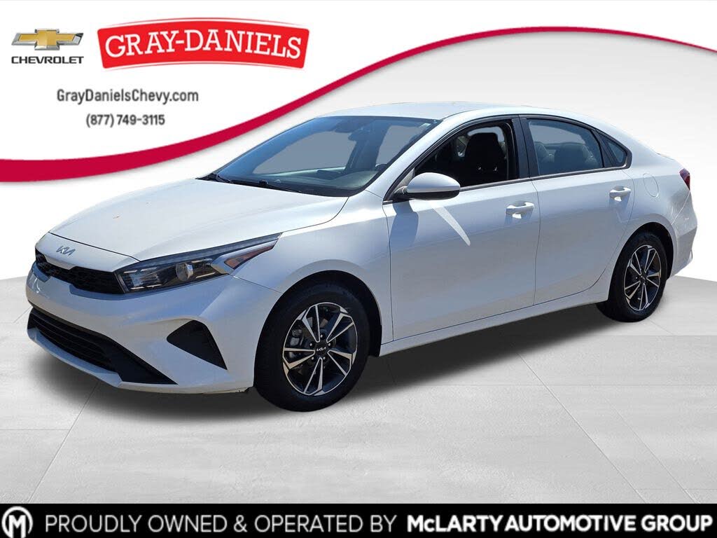 2023 Kia Forte LXS FWD