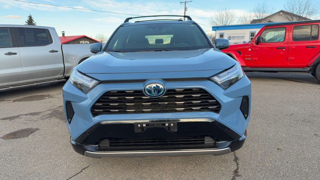 2024 Toyota RAV4 Hybrid SE AWD