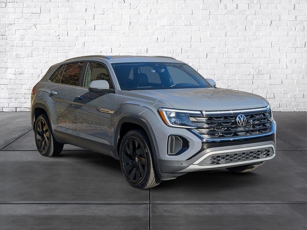 2024 Volkswagen Atlas Cross Sport SE 4Motion with Technology